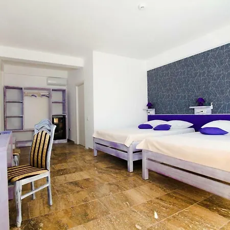 Lavender Hotel 3*